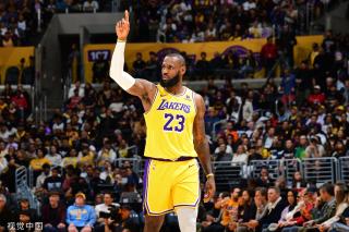 尤其是他的 尤其是他的