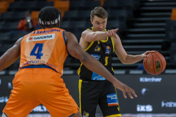 力和创造力 力和创造力